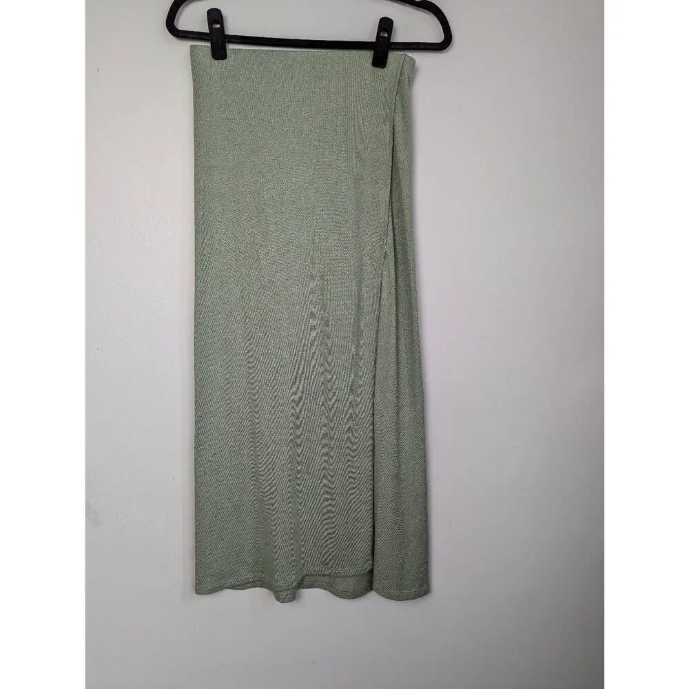 Aritzia Wilfred free knit midi pencil skirt Medium